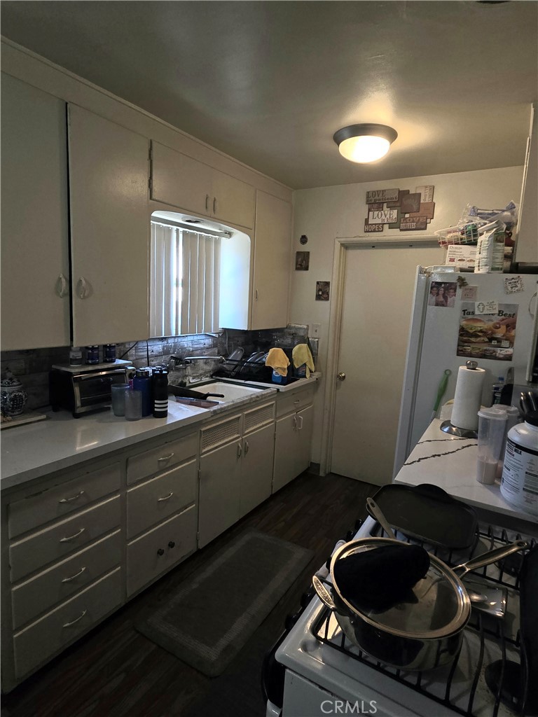 3309 3311 Brockton Ave Property Photo 26