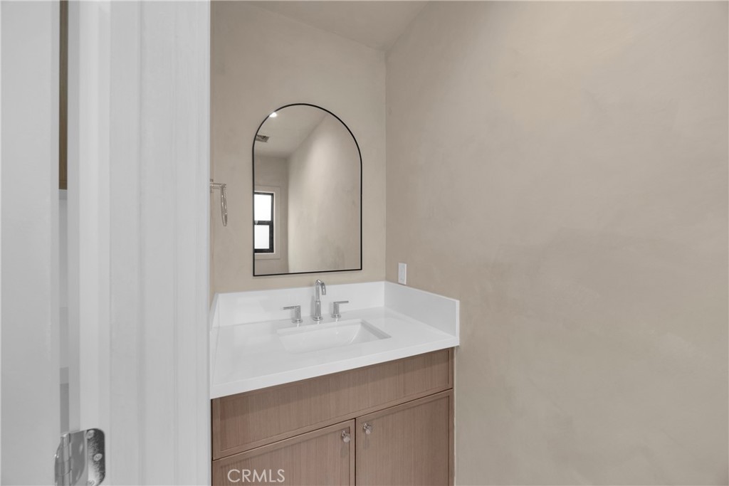 6053 Atoll Avenue Property Photo 25