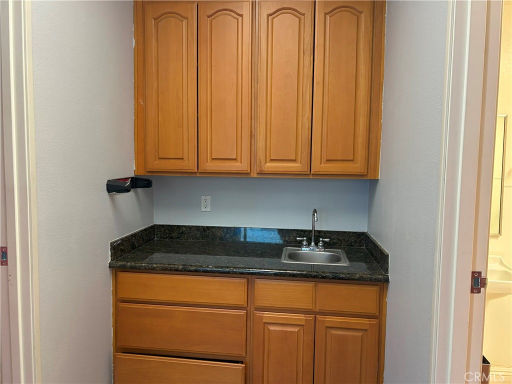 1458 W Holt Avenue A Property Photo 3