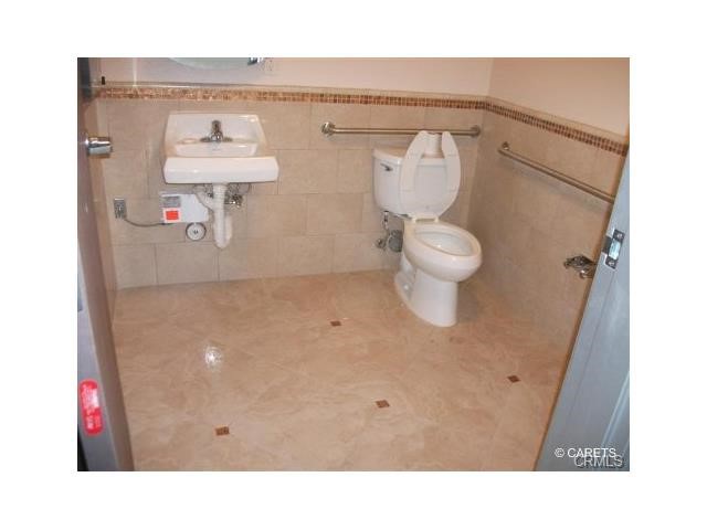 737 Glendora Avenue 103 Property Photo 8