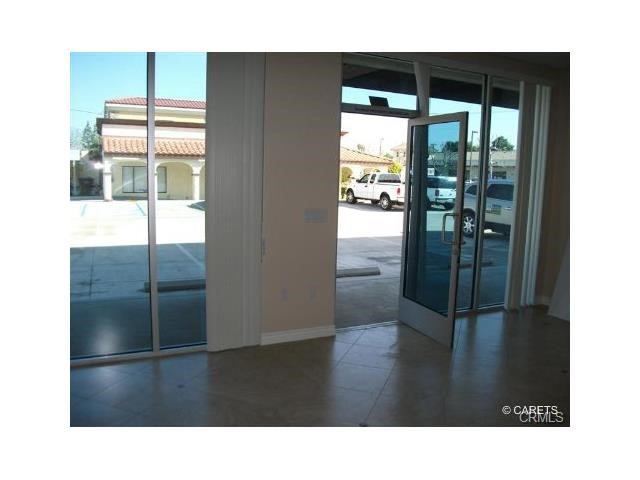 737 Glendora Avenue 103 Property Photo 9