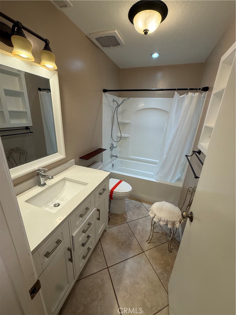 2226 Calle Leon Property Photo 17