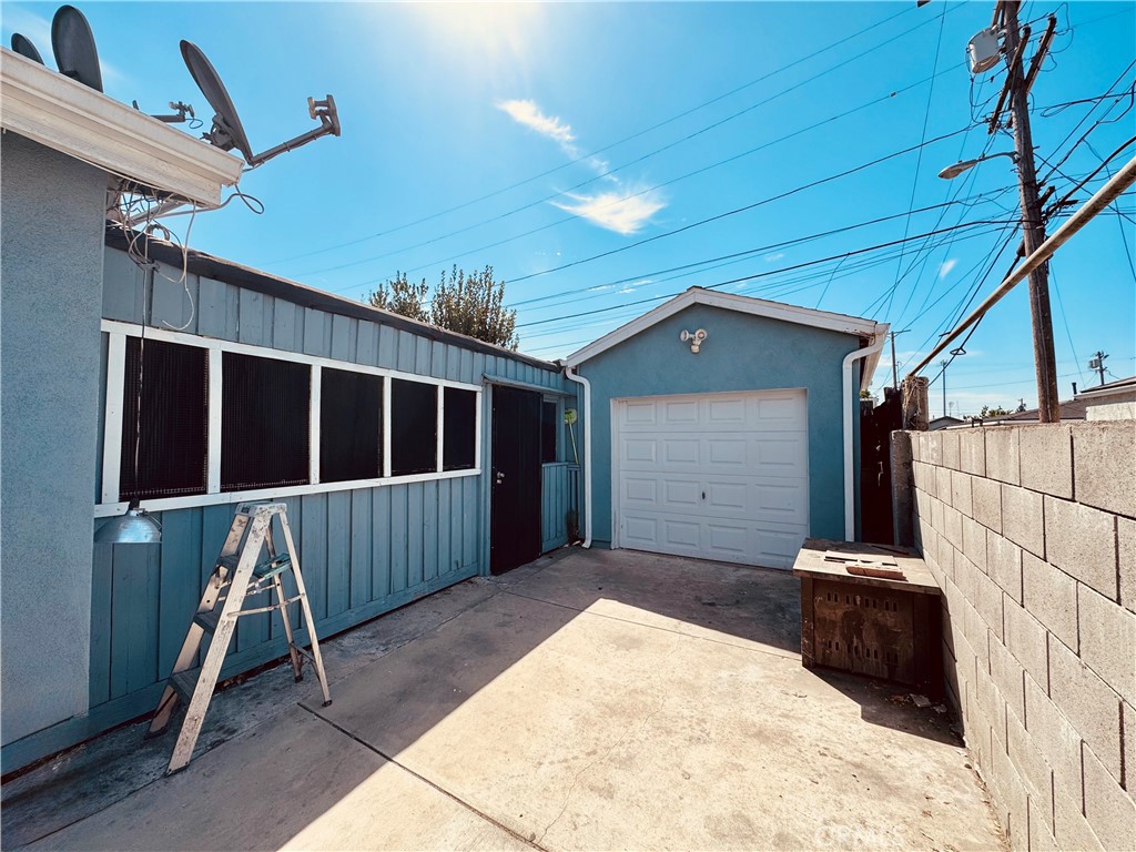 2630 Maceo Street Property Photo 6