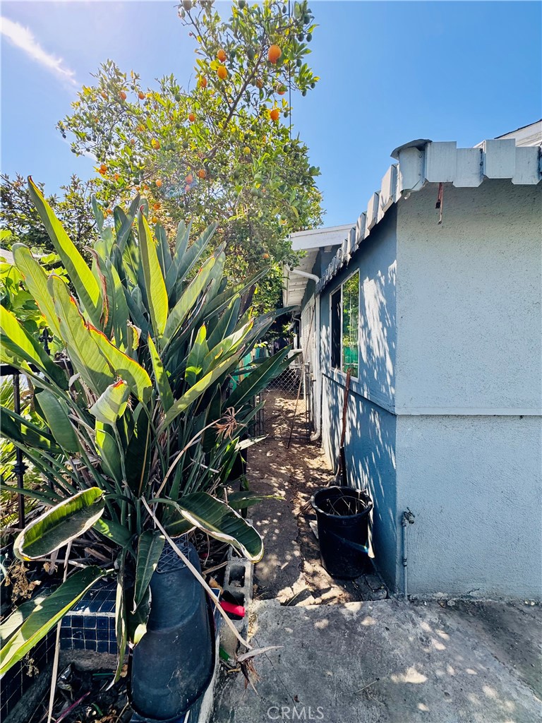 2630 Maceo Street Property Photo 8