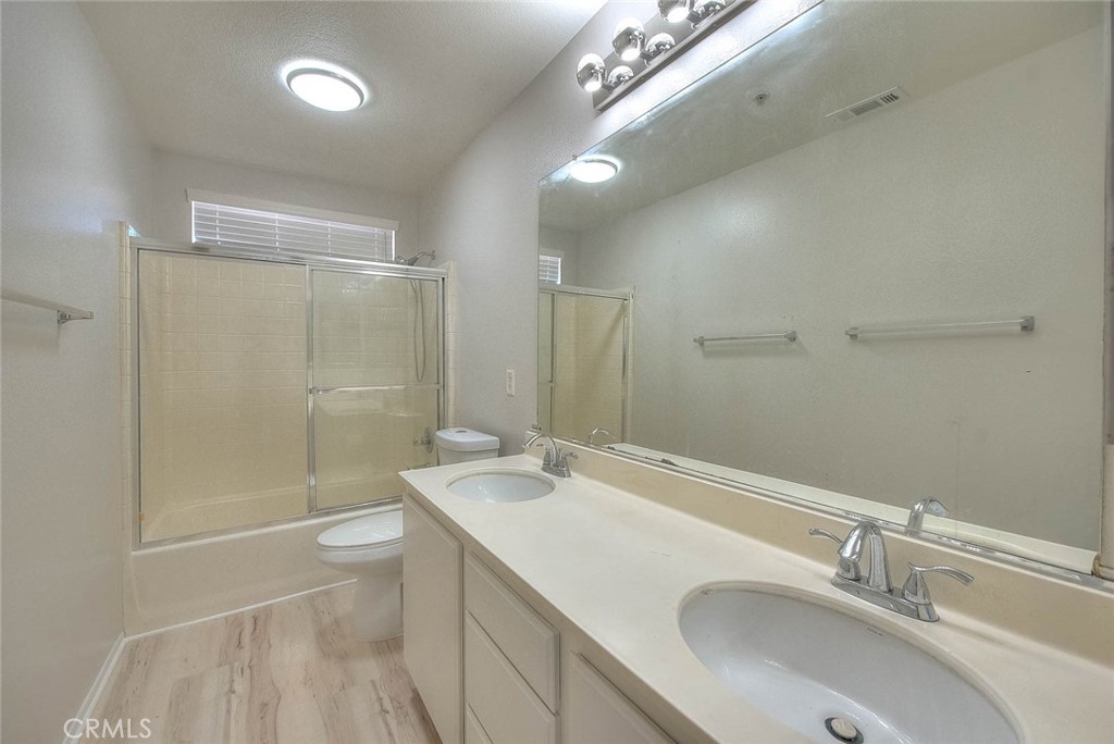 5732 Ridgemark Property Photo 7