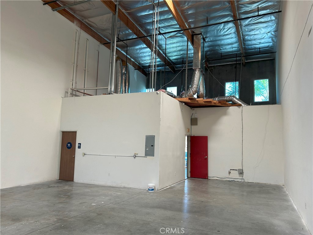 1458 W Holt Avenue B Property Photo 3
