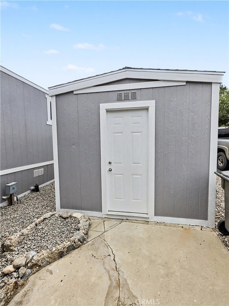14 Yucca Lane Property Photo 8