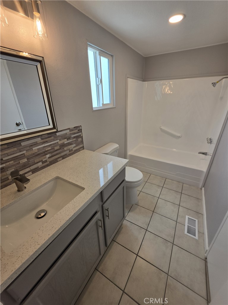 14 Yucca Lane Property Photo 22