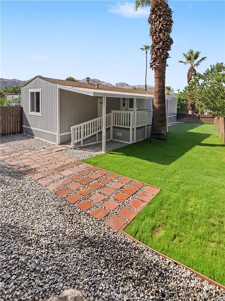 14 Yucca Lane Property Photo 27