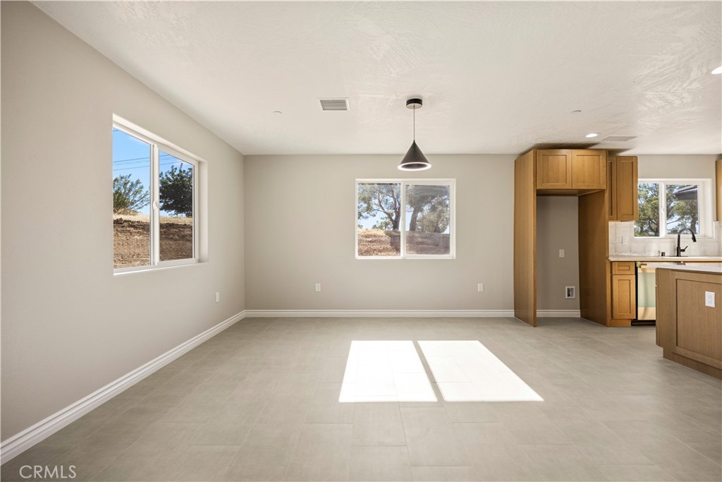 18427 Talisman Property Photo 5