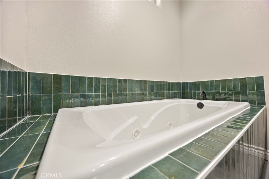 18427 Talisman Property Photo 31
