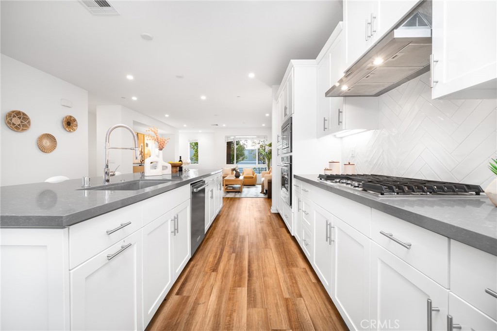 122 Schick Property Photo 8