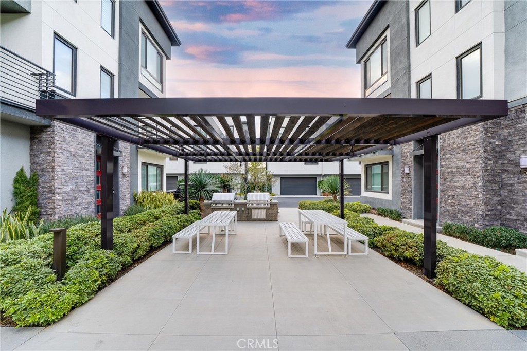 122 Schick Property Photo 31