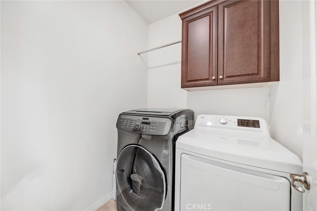 6999 La Rochelle Property Photo 20