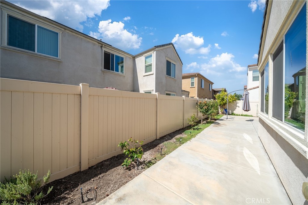 6999 La Rochelle Property Photo 40