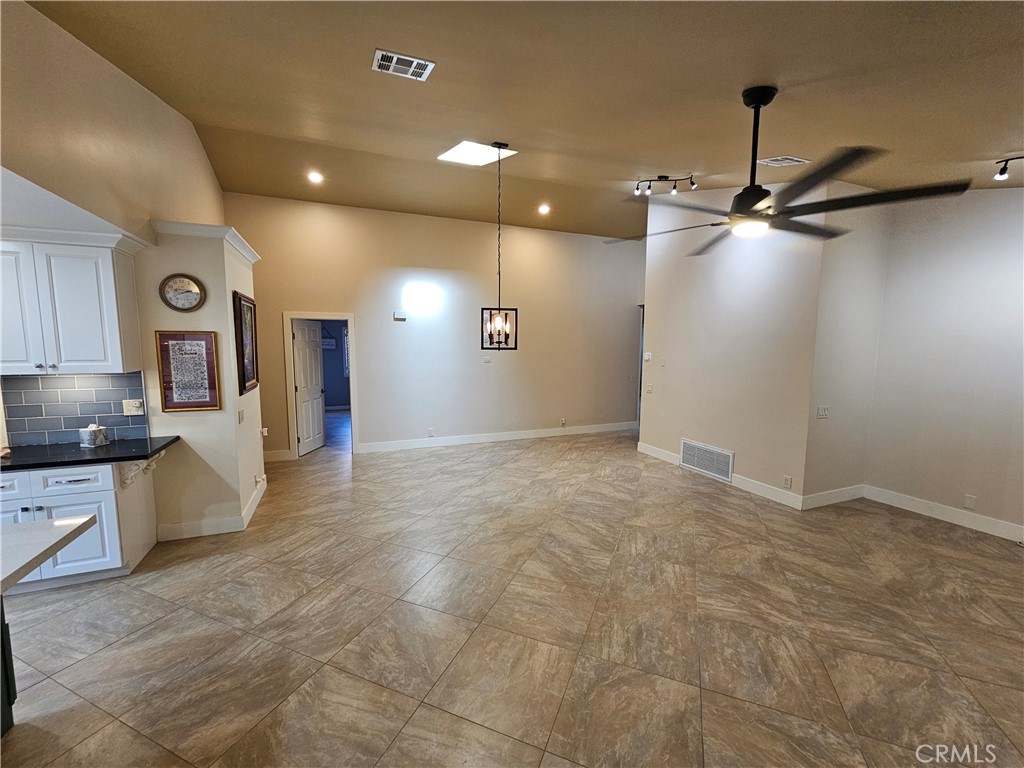 54925 Avenida Alvarado Property Photo 19