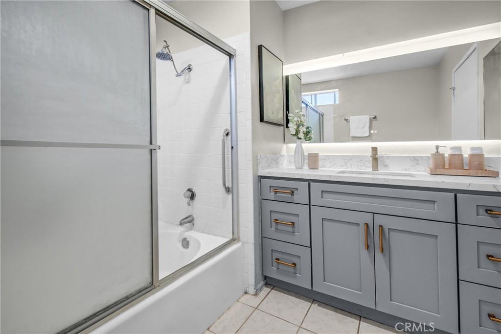 218 Avondale Avenue D Property Photo 14