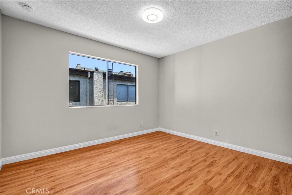 218 Avondale Avenue D Property Photo 18