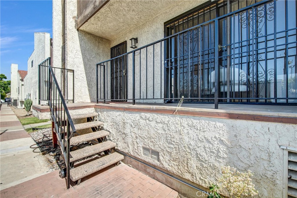 218 Avondale Avenue D Property Photo 20