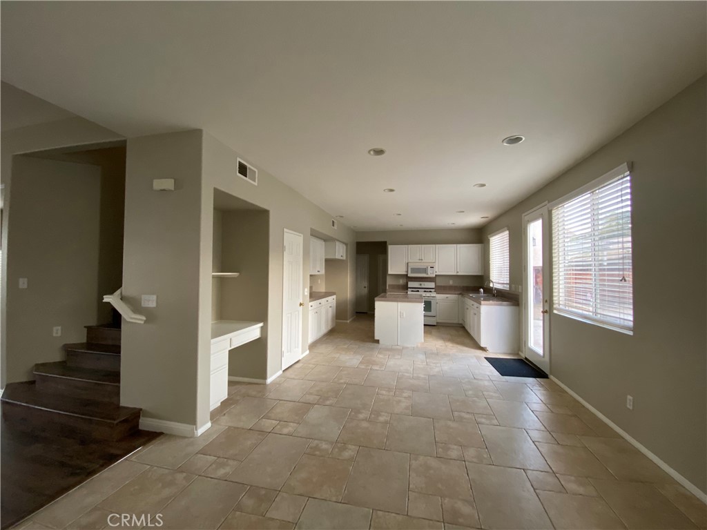 23676 Spring Oak Place Property Photo 7