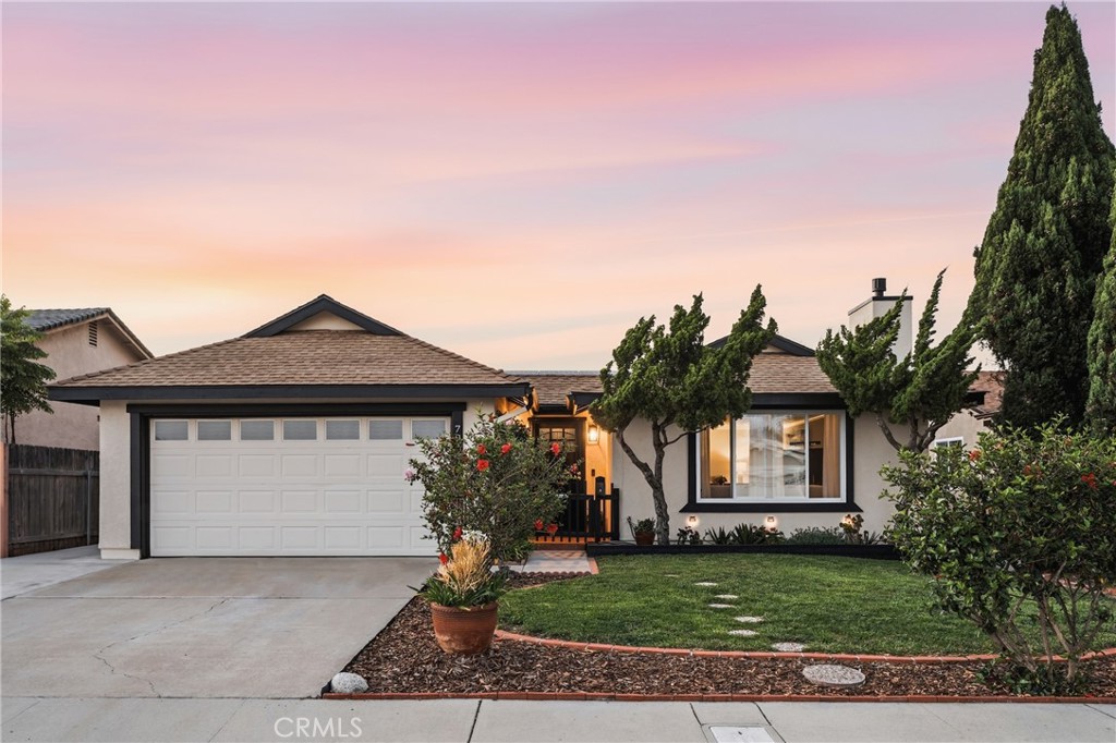 7946 Aqua Mansa Road Property Photo 1