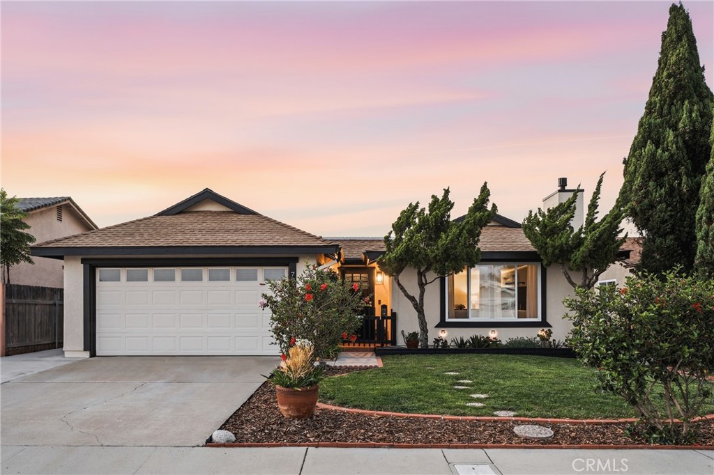 7946 Aqua Mansa Road Property Photo 3