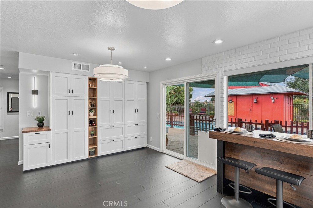 7946 Aqua Mansa Road Property Photo 11