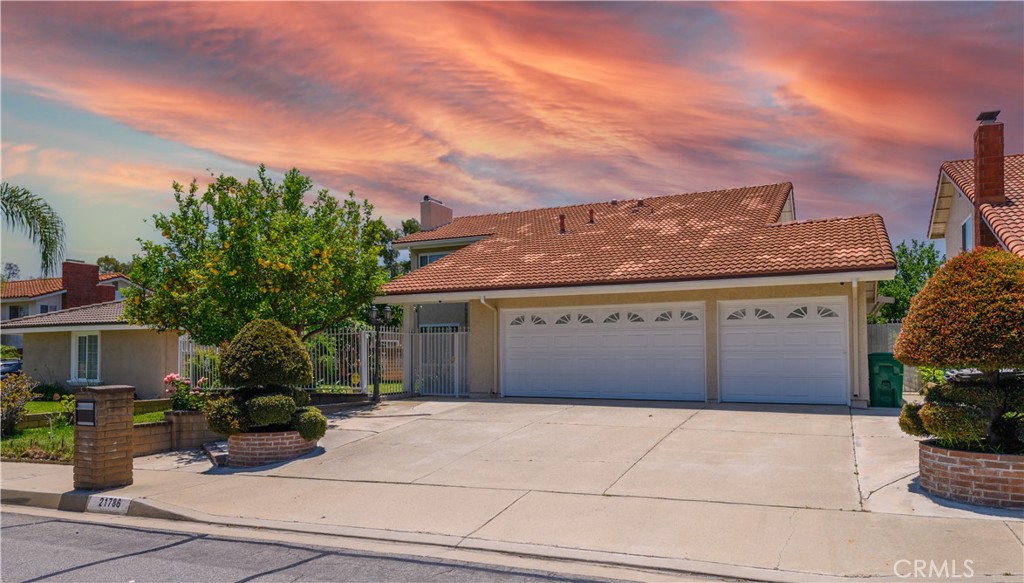 21786 Santaquin Drive Property Photo 2