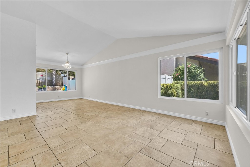 10152 Victoria Street Property Photo 5