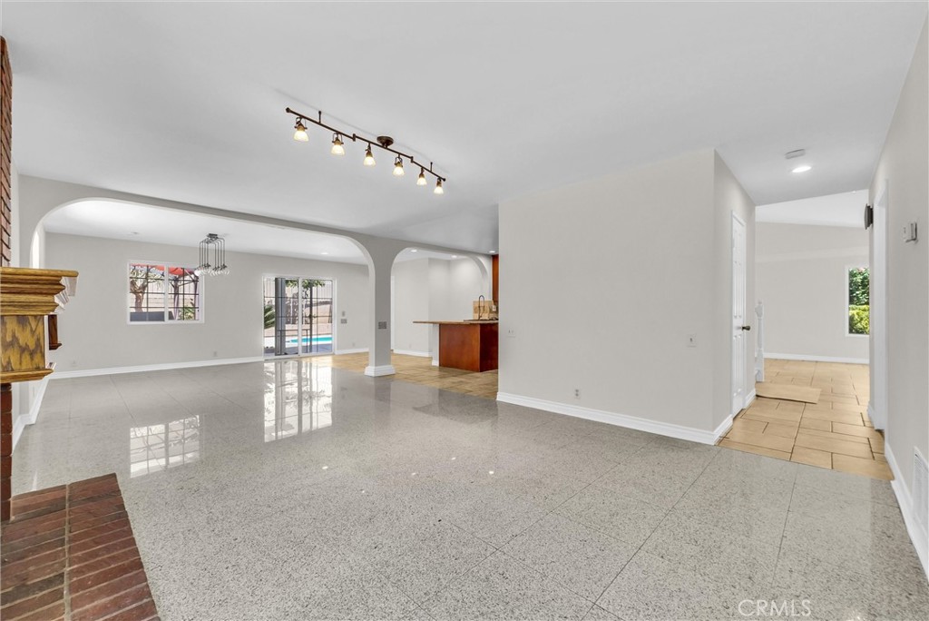 10152 Victoria Street Property Photo 13
