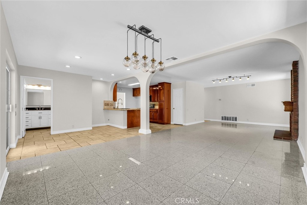 10152 Victoria Street Property Photo 16