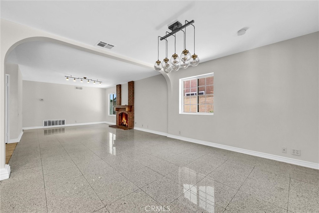 10152 Victoria Street Property Photo 17