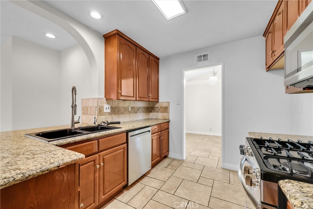 10152 Victoria Street Property Photo 20