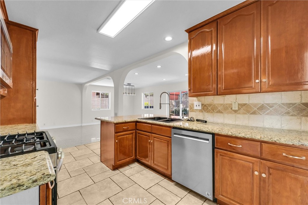 10152 Victoria Street Property Photo 22