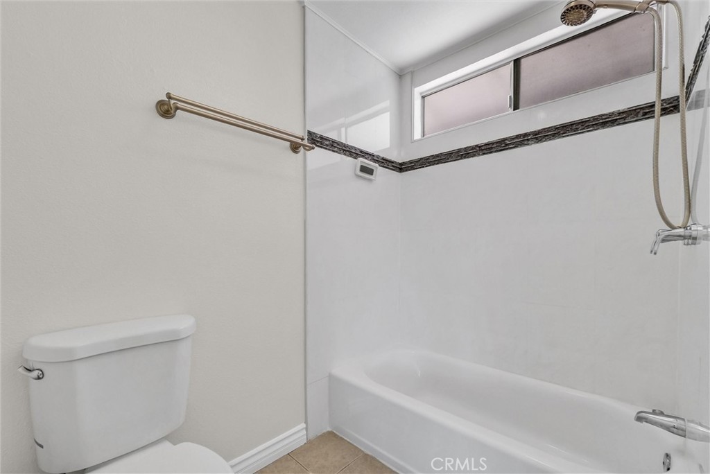 10152 Victoria Street Property Photo 29
