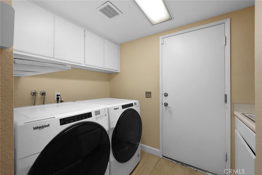 21111 Valleyview Drive Property Photo 16