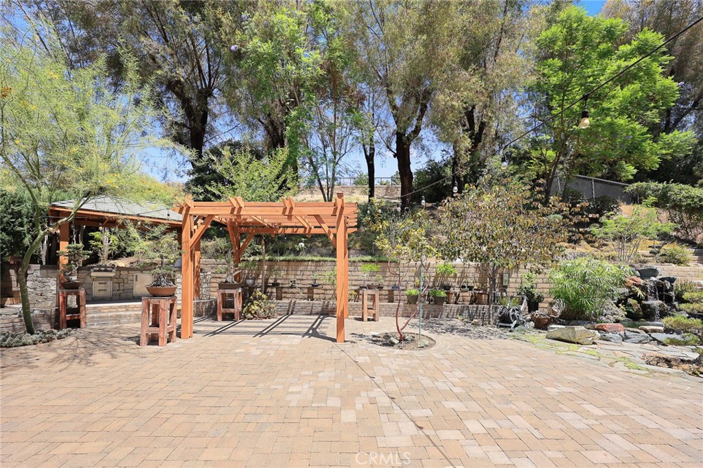 21111 Valleyview Drive Property Photo 36