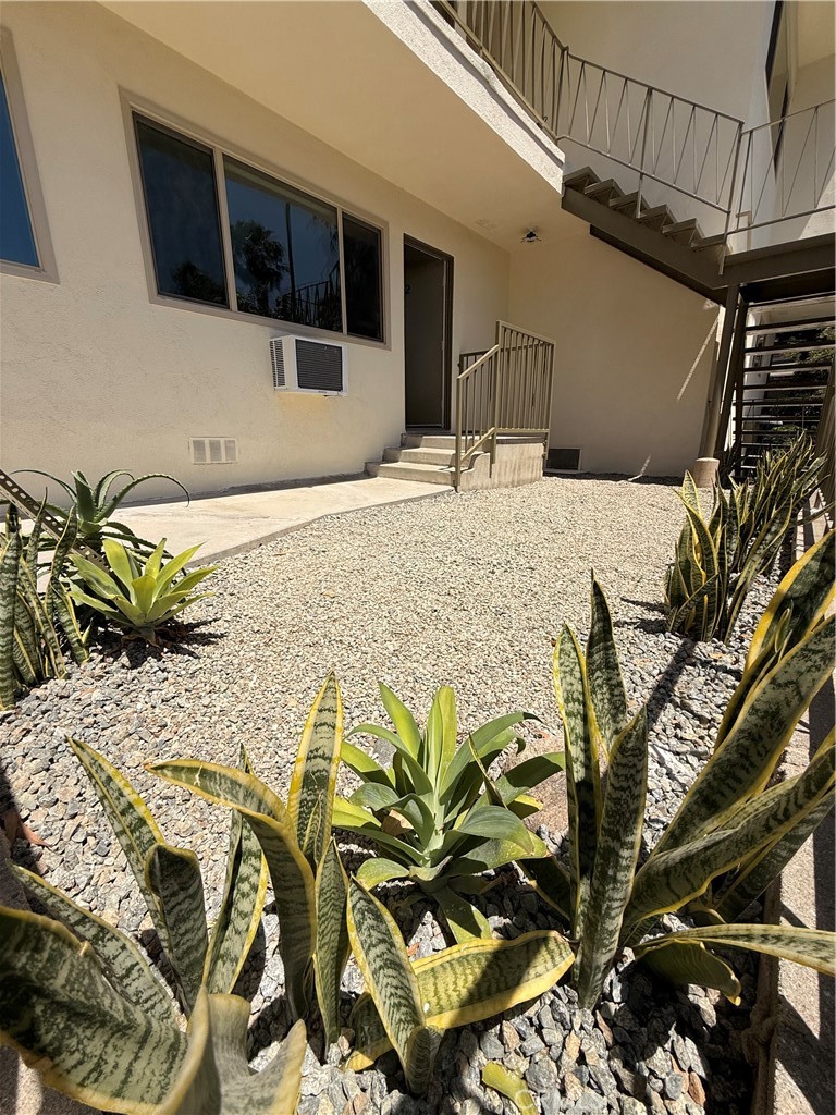 1651 Golden Gate Ave 2 Property Photo 1