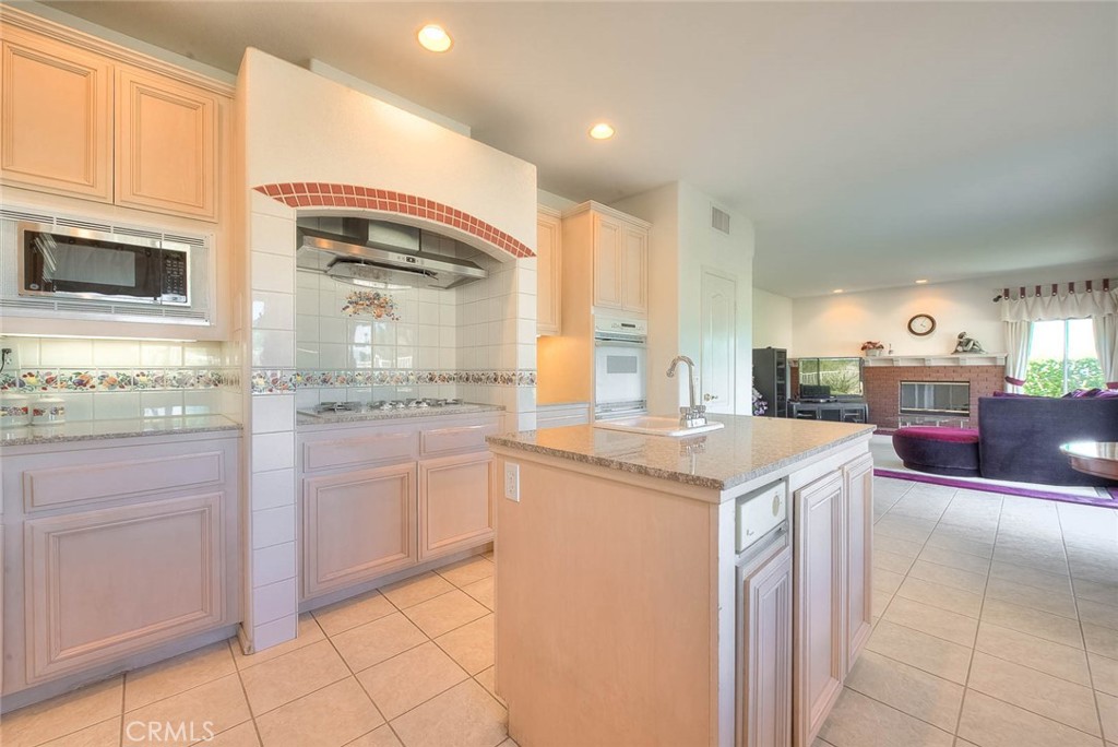 2386 Routh Drive Property Photo 23