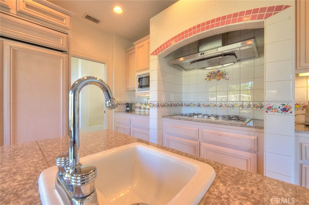 2386 Routh Drive Property Photo 26