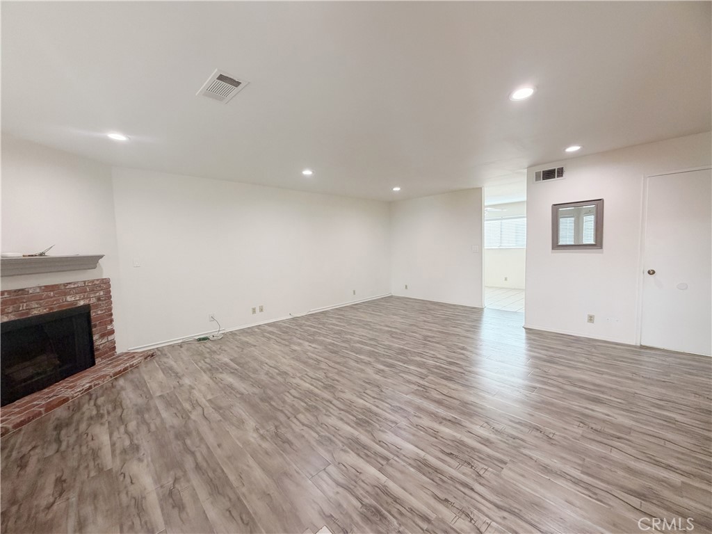 2612 W Grand Avenue C Property Photo 7