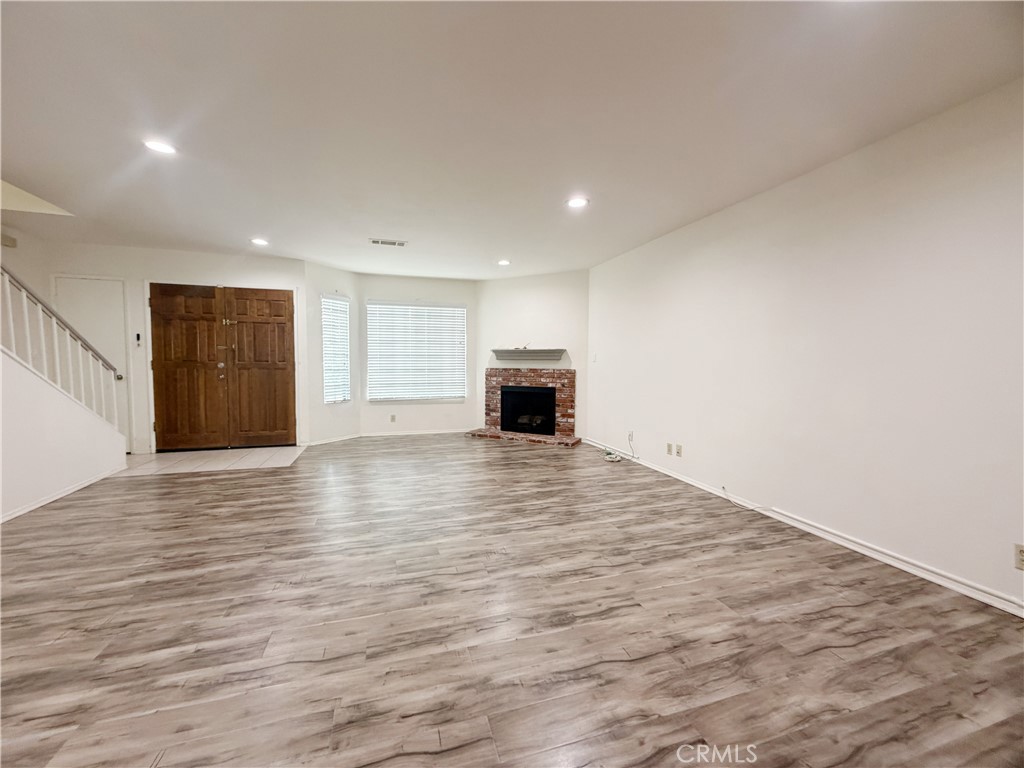 2612 W Grand Avenue C Property Photo 14