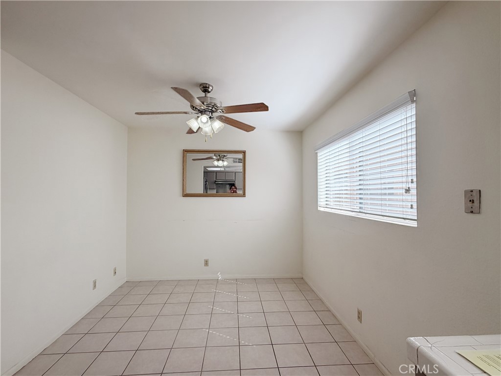 2612 W Grand Avenue C Property Photo 15