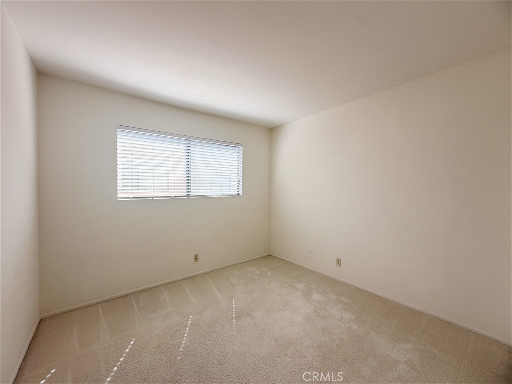 2612 W Grand Avenue C Property Photo 20