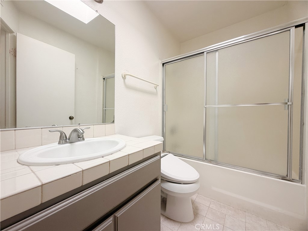 2612 W Grand Avenue C Property Photo 22