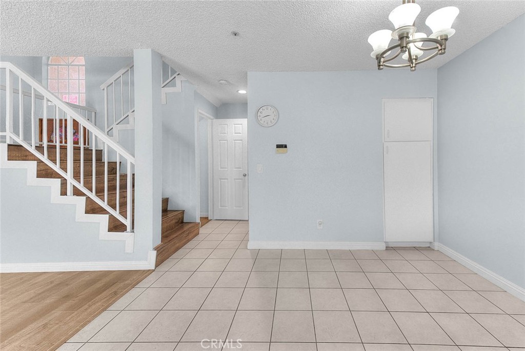 353 E Phillips Property Photo 7