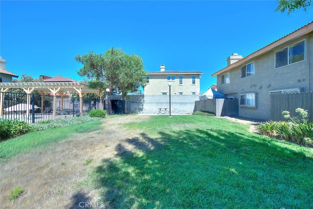 353 E Phillips Property Photo 39