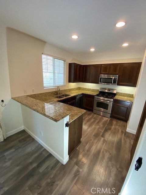 14609 Purdue Avenue Property Photo 4