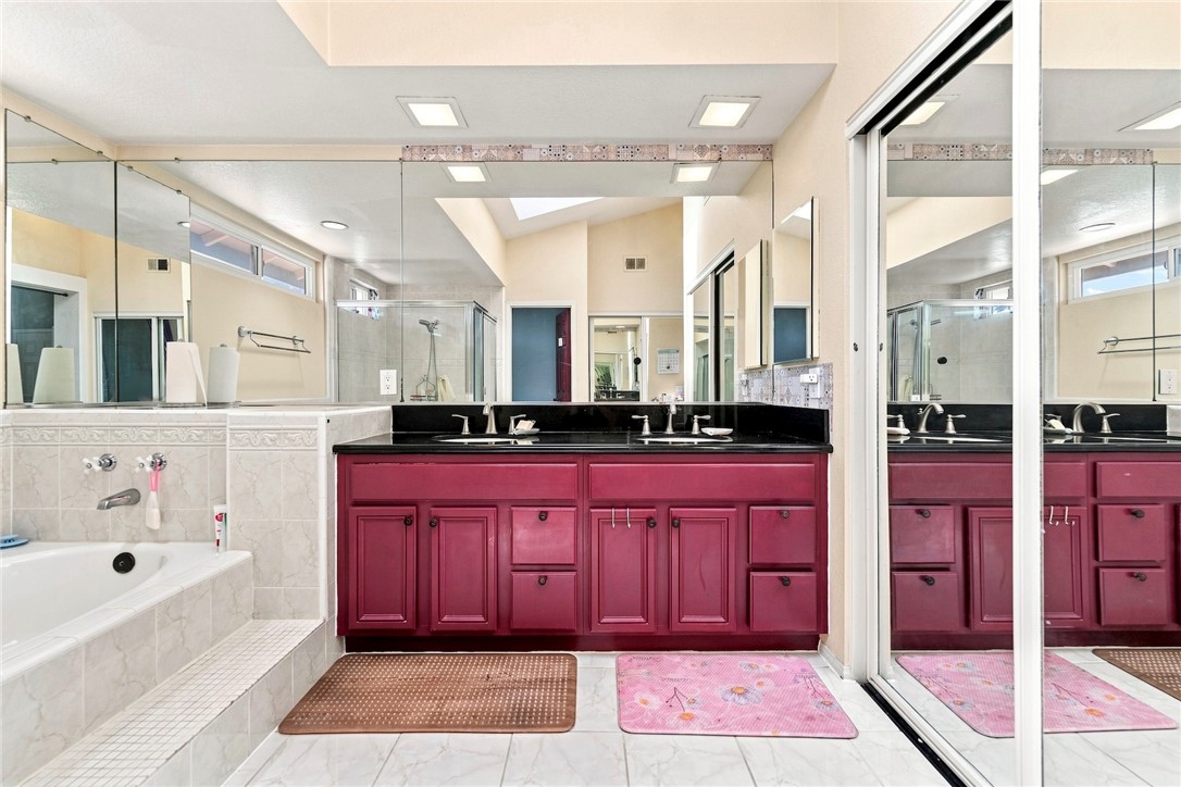 18020 Cocklebur Place Property Photo 23