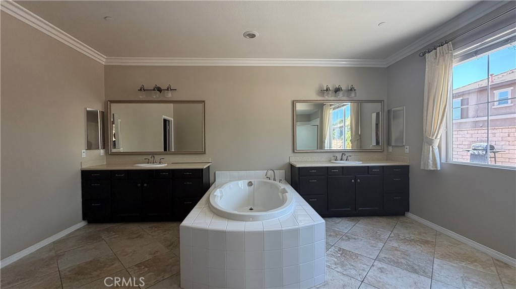 9549 Seasons Property Photo 10
